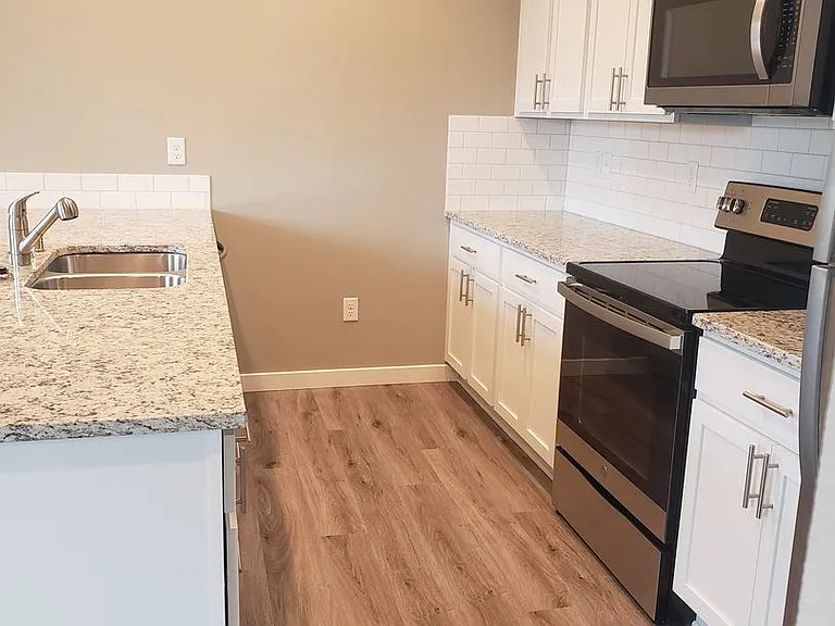 203 Susan St #A & B — Photo 4