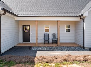 126 Twisted Pines Xing, Dahlonega, GA 30533