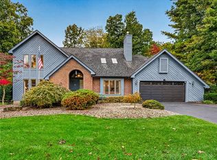 29 Wood Run Cir, Rochester, NY 14612