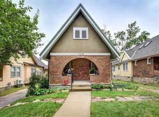 735 E 62nd St, Kansas City, MO 64110