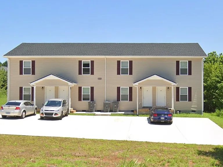 429 Jack Miller Blvd — Photo 1