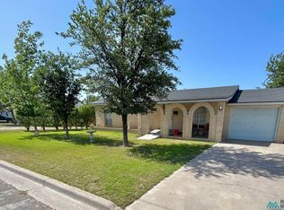 818 W Van Buren Ave, Lovington, NM 88260