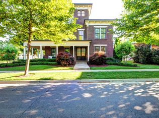 9201 Bergamot Dr, Prospect, KY 40059