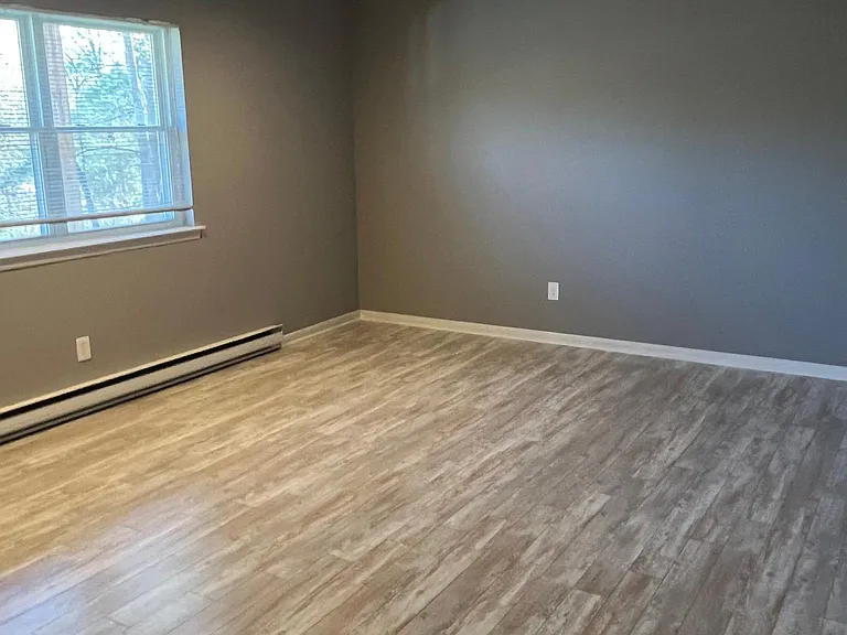 1095 Old Colony Rd #10B — Photo 3