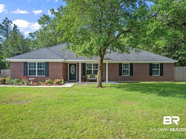 110 Lucy Dr, Bay Minette, AL 36507