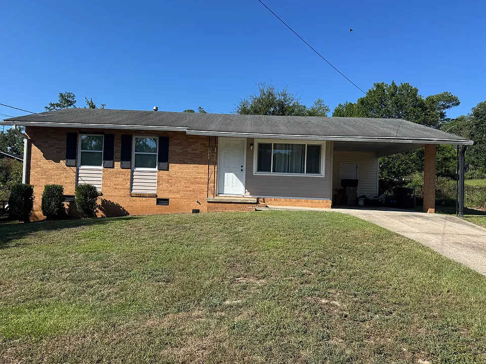 3106 Evergreen Dr