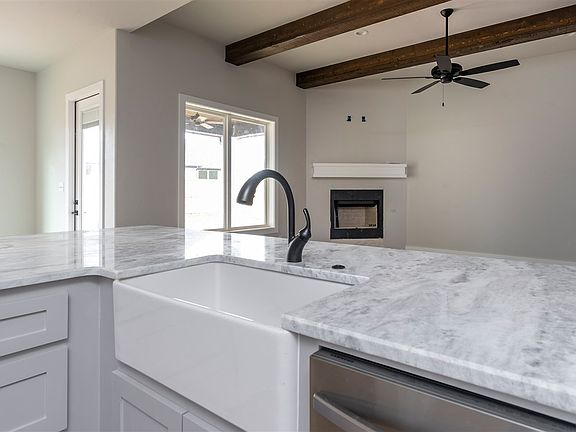 5th image of 133 Saddle Brook Cir