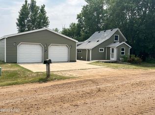 406 E 1st Ave, Webster, SD 57274