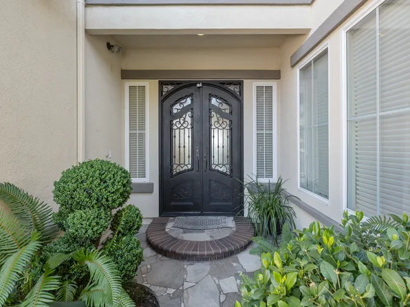 79 Arundel Dr, Hayward, CA 94542