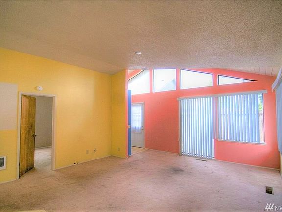 4th image of 2247 Pleasanton Ct SE #2