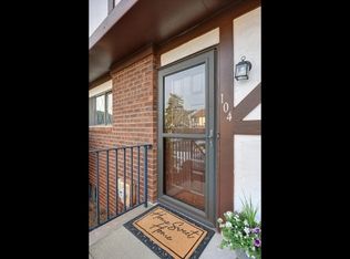 104 Wildflower Ln, Hillsborough, NJ 08844