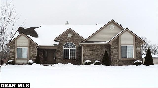 1st image of 25847 Pondview Dr #5