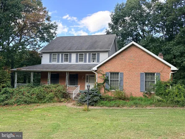 5066 Valley View Rd, Mohnton, PA 19540