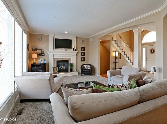 4th image of 5616 NE Hidden Meadow Cir