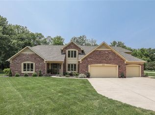4202 Maple Hill Dr, Greenwood, IN 46143