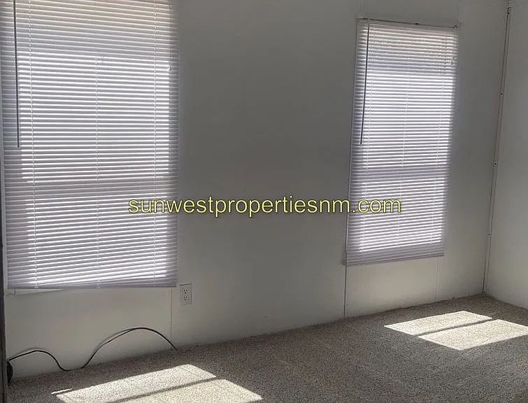 1310 Sanchez Ln — Photo 16