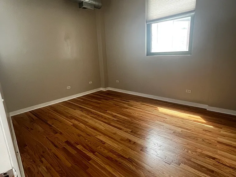 2001 S Calumet Ave #508 — Photo 21