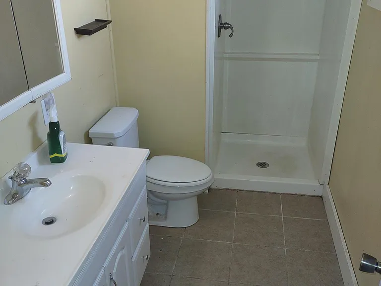 33 Highland Ave #LOWER — Photo 5