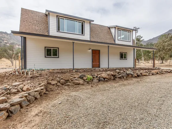 6443 Bellows Dr, Sanger, CA 93657