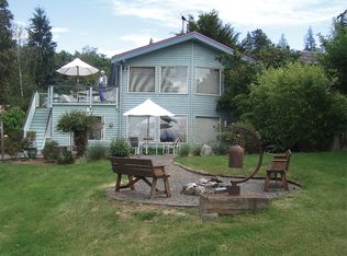 8224 Whidbey Dr, Clinton, WA 98236