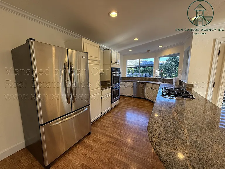 7042 Valley Greens Cir — Photo 10