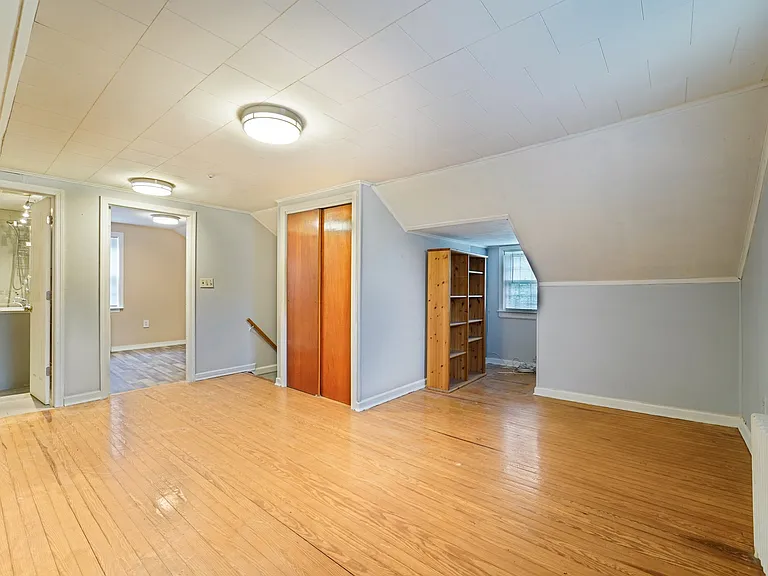 1030 Jassamine Way — Photo 11