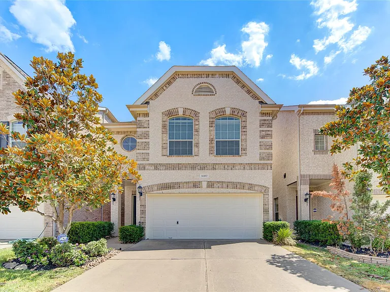 14467 Basalt Ln — Photo 1