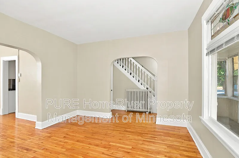 3 bed, 1.0 bath, 1228 sqft, $2,100 — Photo 4