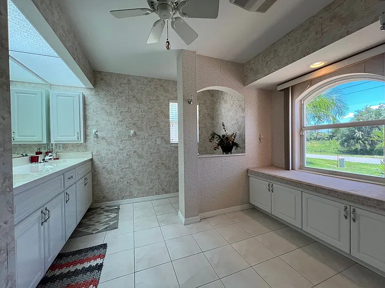 17146 Marydale Rd — Photo 32