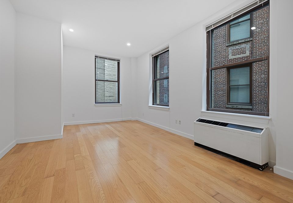 1st image of 37 Wall St APT 18H