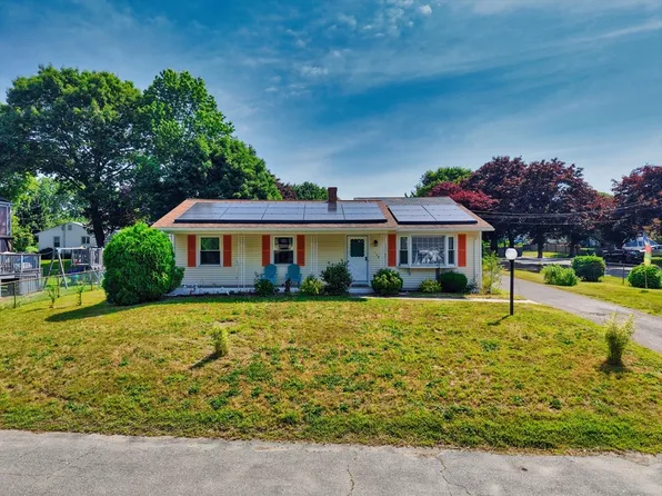139 Easton St, New Bedford, MA 02746