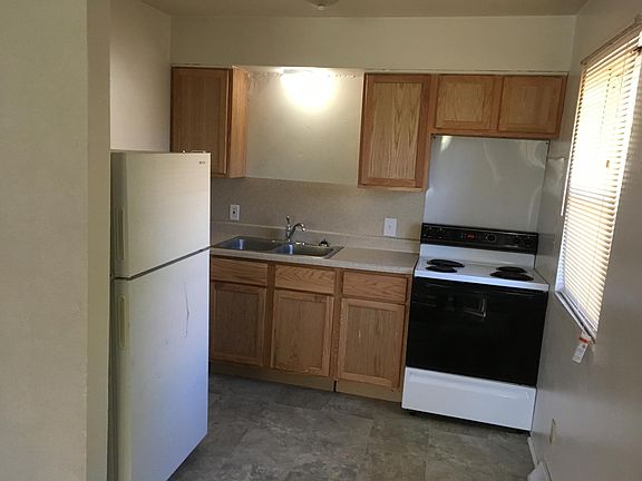 5th image of 1336 Palmetto Ave