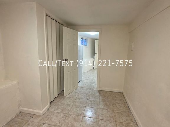3rd image of 104 Oak St #1B