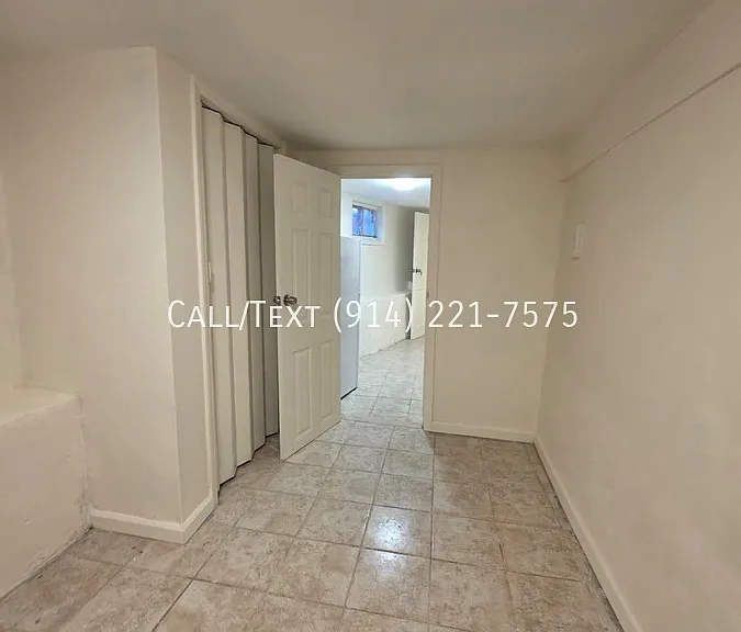 104 Oak St #1B — Photo 3