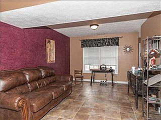 5th image of 6213 Albury Dr