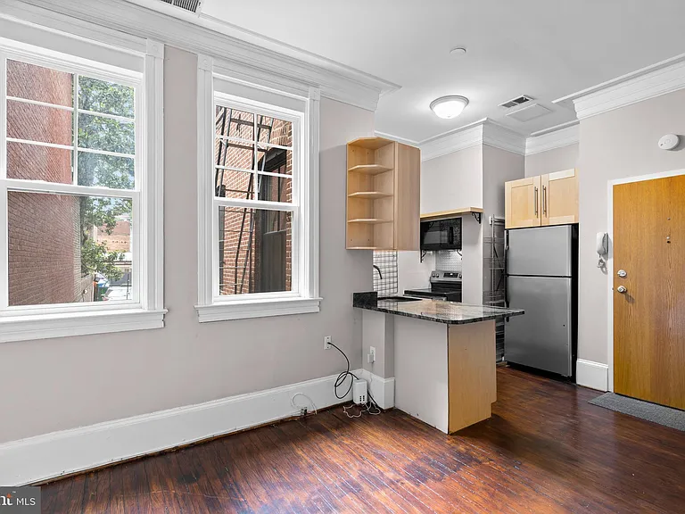 1326 Vermont Ave NW #4 — Photo 5