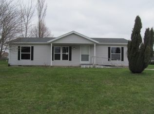 305 E Trina Ln, Oxford, IN 47971