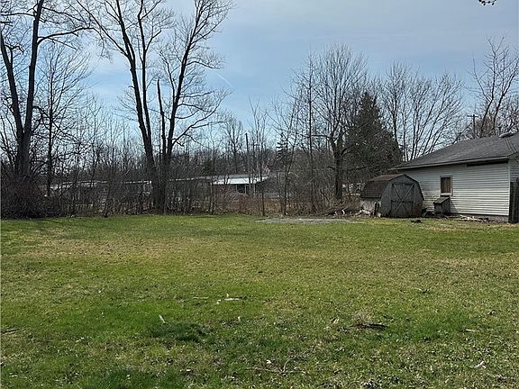 5th image of 9475 Woodworth Rd