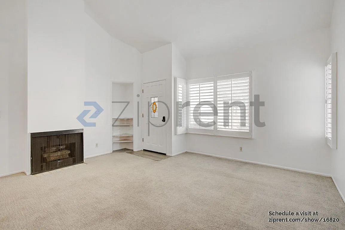 2 bed, 1.5 bath, 1000 sqft, $2,894 — Photo 2