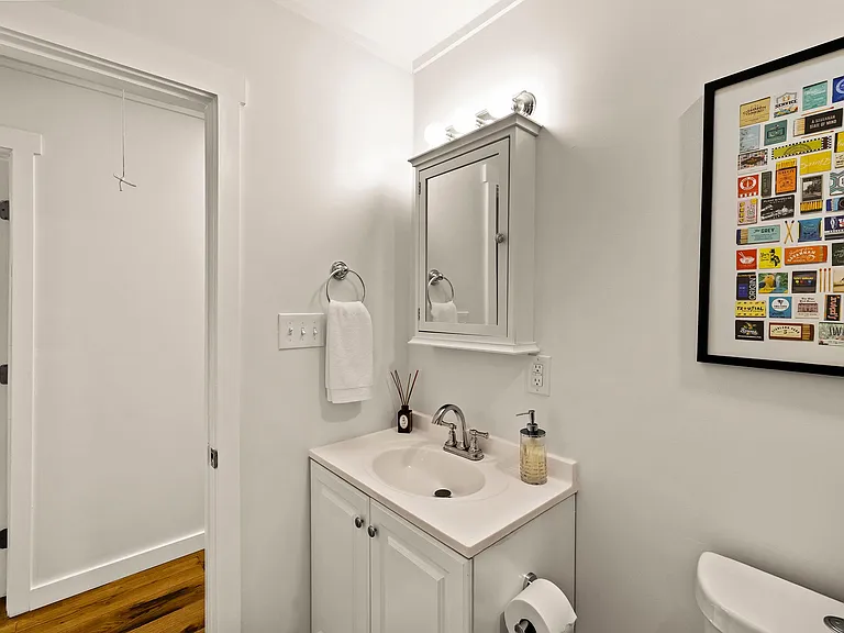 151 Rendant Ave — Photo 21