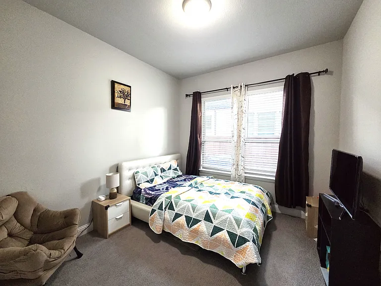 8066 Glastonbury Dr — Photo 13