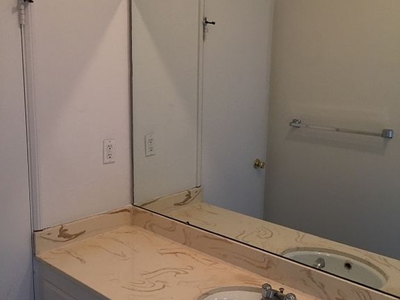 2nd image of 10507 Western Ave #1