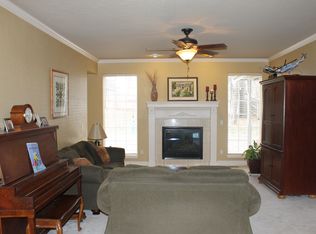 3814 Willow Lake Ln, Enid, OK 73703