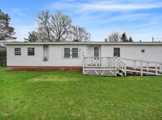 429 W Edgerton St, Howard City, MI