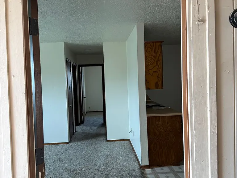 Fox Valley Apartments — Photo 33