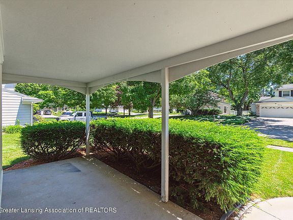 5th image of 1989 Pinecrest Dr