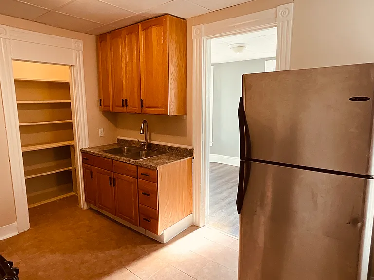 152 Frost Ave #1 — Photo 3