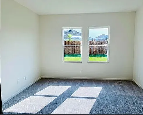 791 Camden Dr — Photo 6