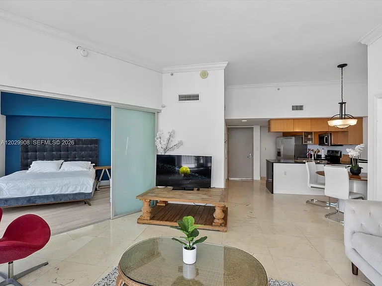 1750 N Bayshore Dr #5601 — Photo 10