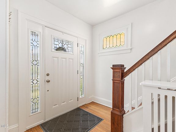 2nd image of 39 Hawthorne Avenue